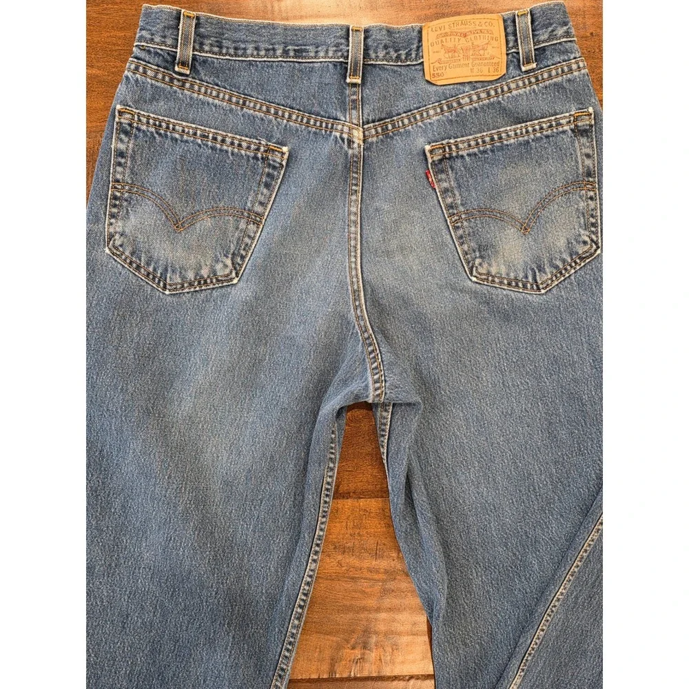VTG 90's Western Ranch Levis 550 Relaxed Fit Jeans 36x36 Blue Denim Made in USA